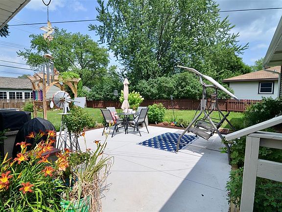 5th image of 2320 Hayden Avenue