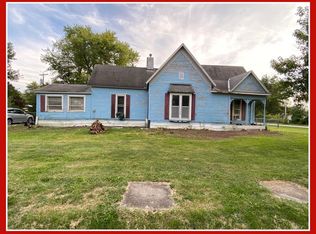 214 N Main St, Queen City, MO 63561