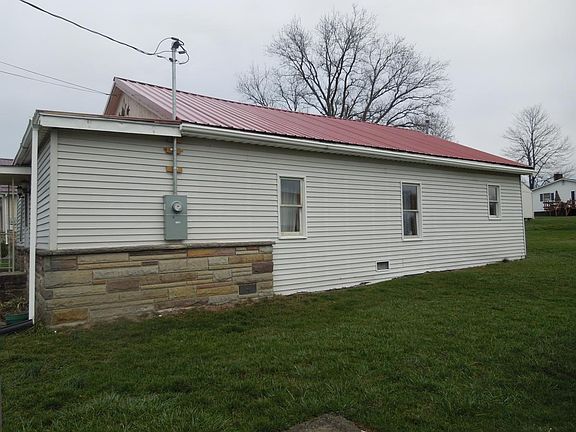 2nd image of 222 Pocahontas St