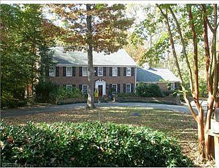 1st image of 102 Archers Ct