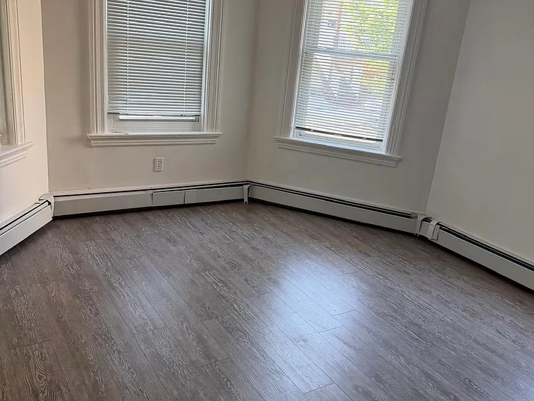 23 Reynolds Ave #1 — Photo 45