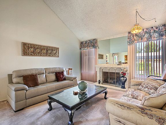 4th image of 2028 Delores St