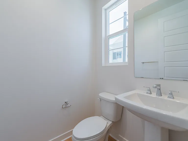 135 Restore — Photo 12