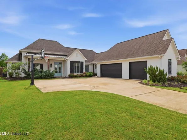 1009 Sapphire Xing, Flowood, MS 39232