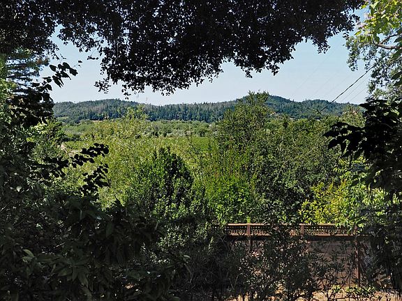 5th image of 22549 River Road