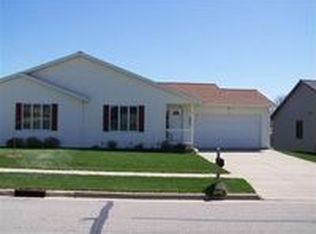 318 N 13th Ave, Monroe, WI 53566
