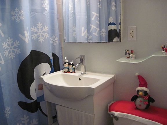5th image of 2335 N 75th Ct