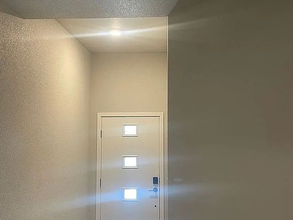 2nd image of 2828 Straus Ln