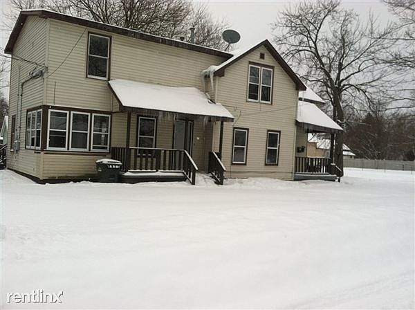 1146 Spring side