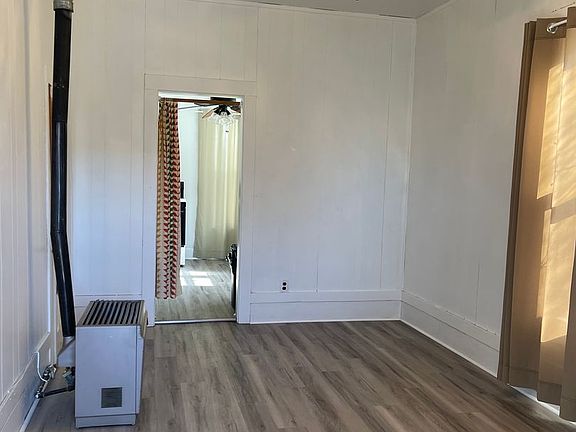 3rd image of 2714 2nd Ave S #203-1/2