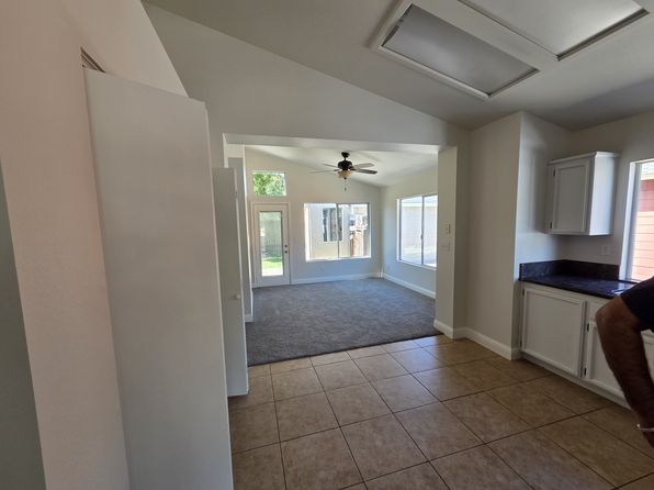 1012 Farnham Ave #1012