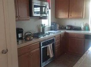 6986 N Mariposa Ln, Dublin, CA 94568