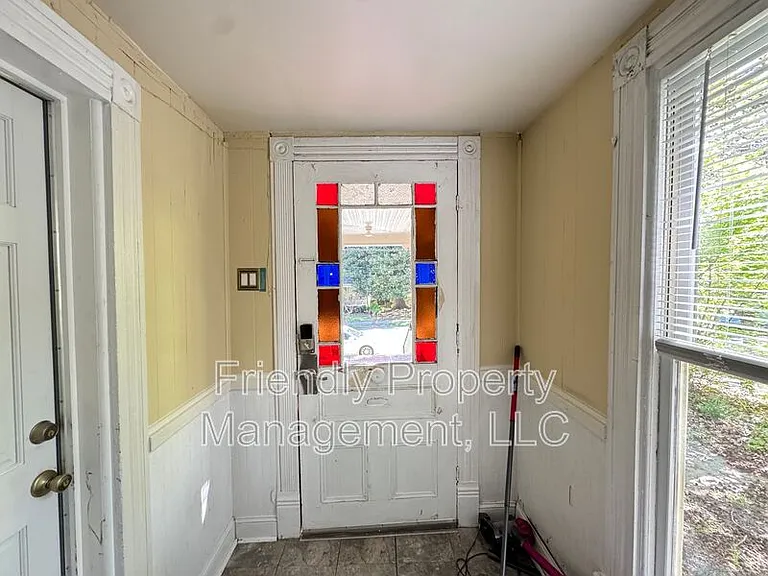 706 Walker Ave #B — Photo 14
