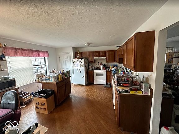 5th image of 7117 Tappan Dr