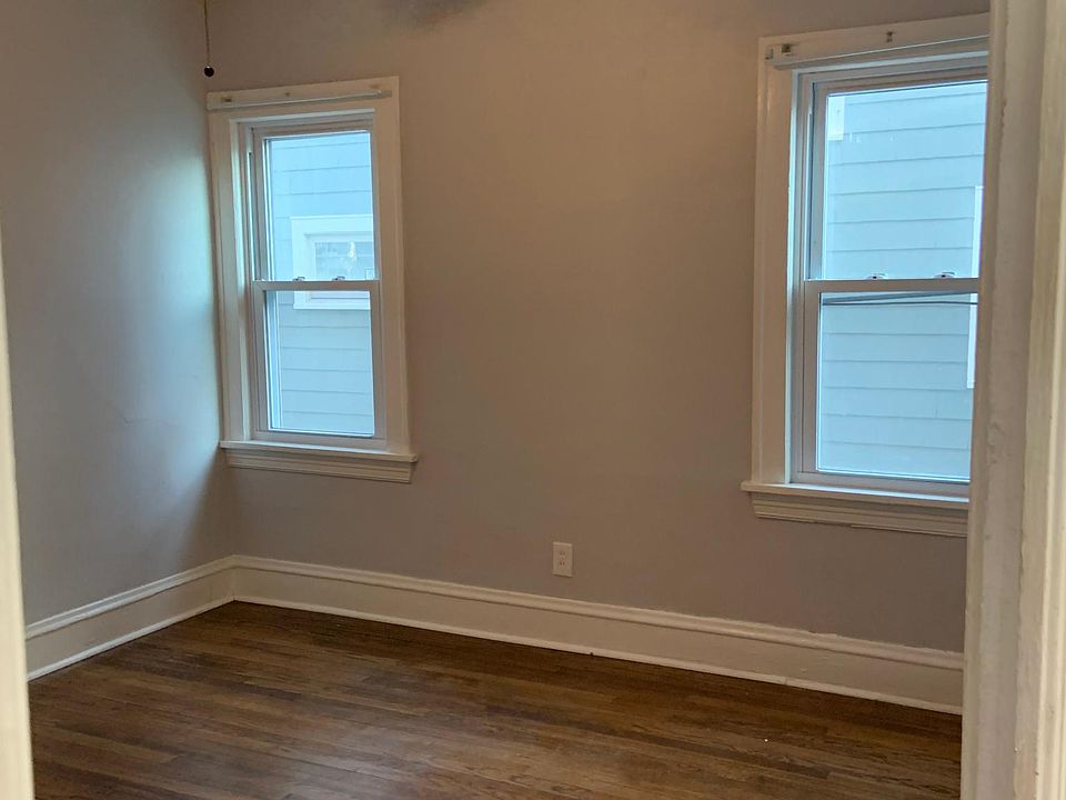 1st image of 2140 Glenbury Ave #2140