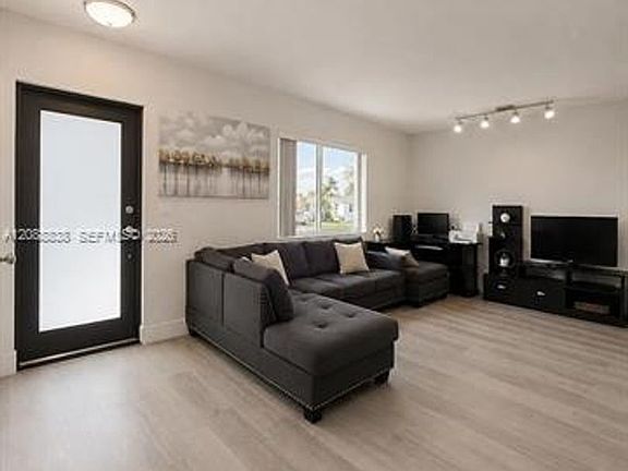 3rd image of 8260 SW 27th Ter #8260