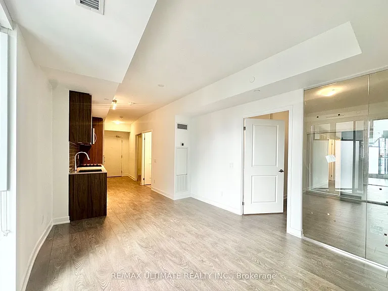 543 Richmond St W #1416 — Photo 4