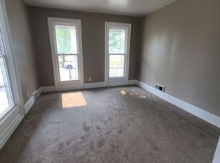 845-847 Grand Ave, Racine, WI 53403