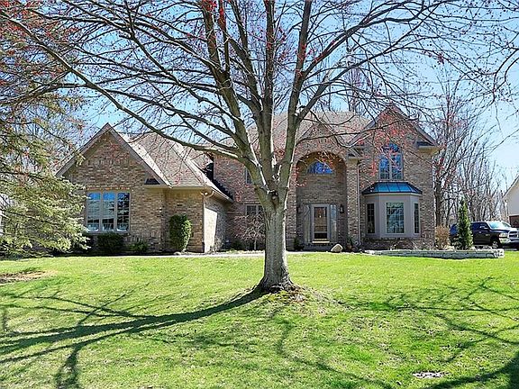 3rd image of 9035 Admirals Pointe Dr