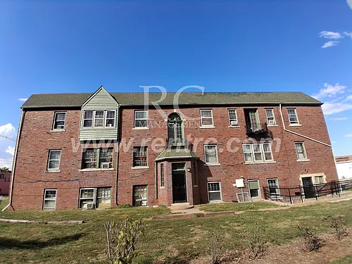 210-145 N Walnut St Photo 1