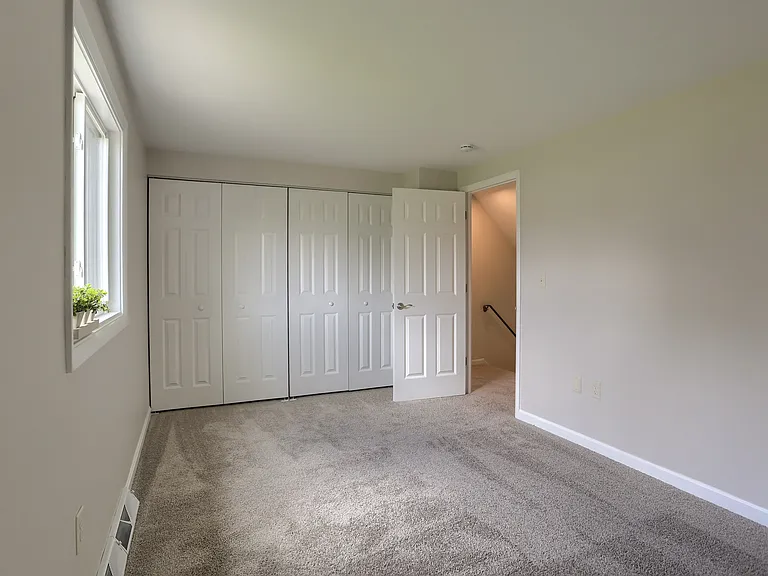 Briarcrest Gardens Apartments & Townhomes — Photo 63