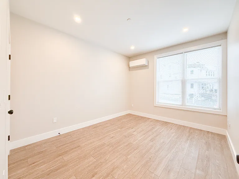 58 River St #3 — Photo 7