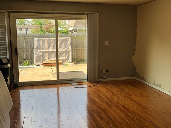 5th image of 1357 Court Leona Unit 1357