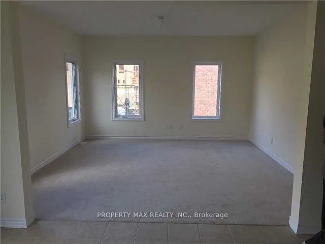 80 Diana Dr — Photo 11