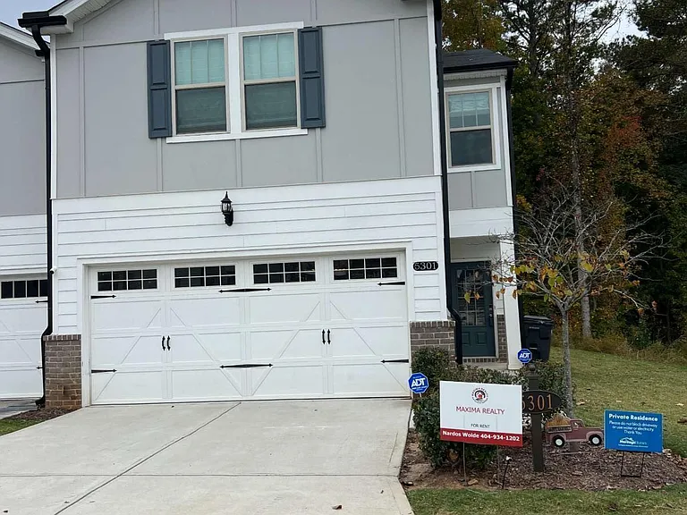 5301 Glade Park Dr — Photo 2