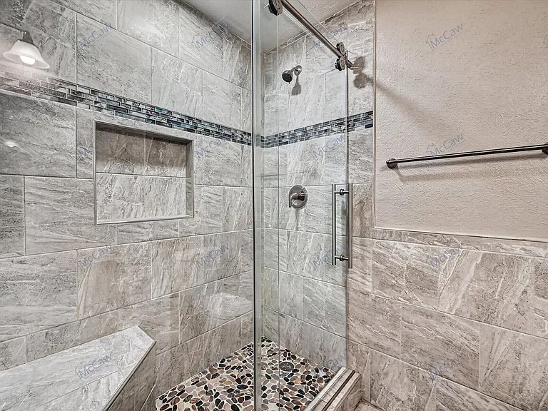 5708 Stone Dr — Photo 15