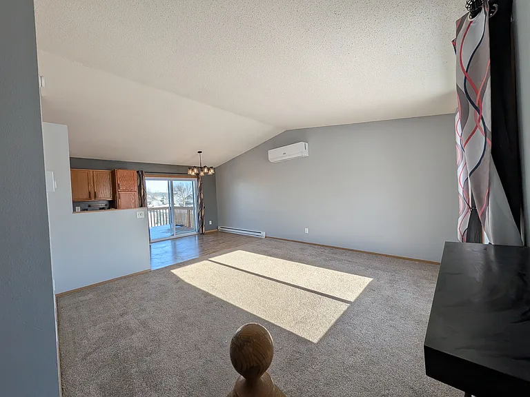 105 Evergreen Cir — Photo 6