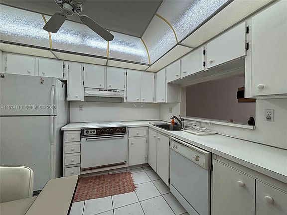 3rd image of 1100 Colony Point Cir APT 316