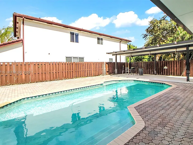 15875 SW 149th Ln — Photo 20