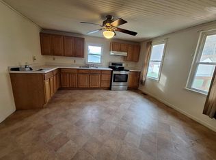 1264 Ohio Ave, Logan, OH 43138