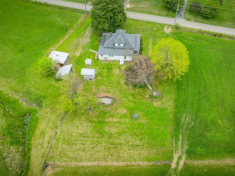 206 Old Stage Coach Rd — Photo 38