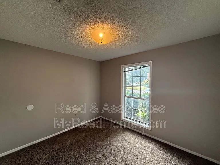 7004 Wesley Ct — Photo 7