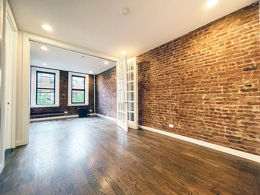 Rented by Bohemia Realty Group | media 3