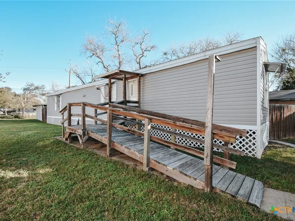 129 Shannon Dr, Victoria, TX 77904