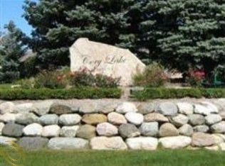 5927 Lakeview Dr, Washington, MI 48094