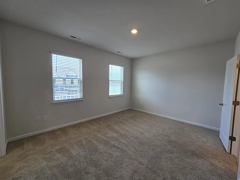 803 Washington St — Photo 24