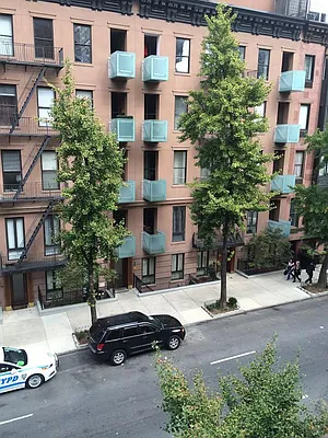 Rented by R New York | media 5