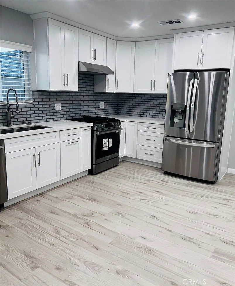 1 bed, 550 sqft, $2,500 — Photo 1