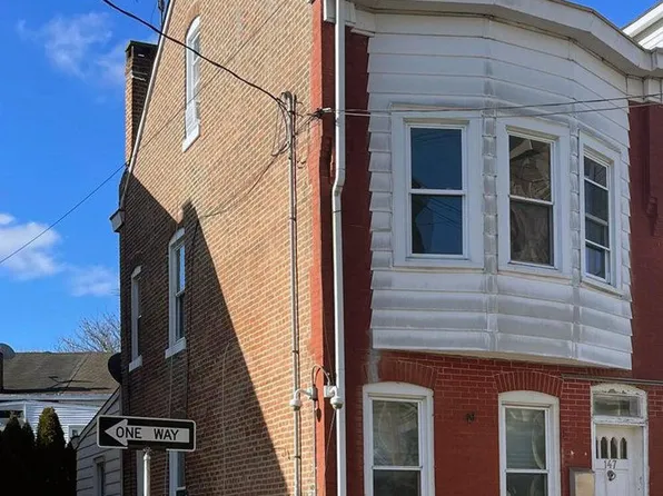 147 Grand St, Trenton, NJ 08611