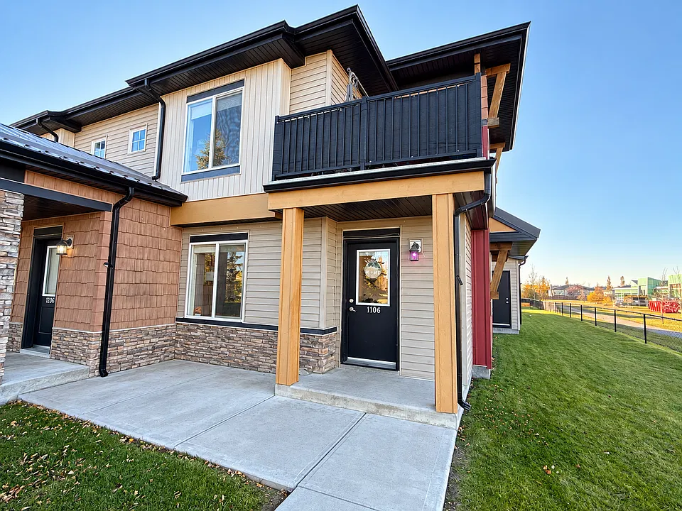 2781 Chinook Winds Dr SW #1106