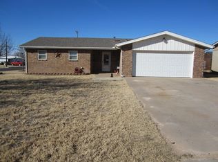 410 SW 15th St, Seminole, TX 79360