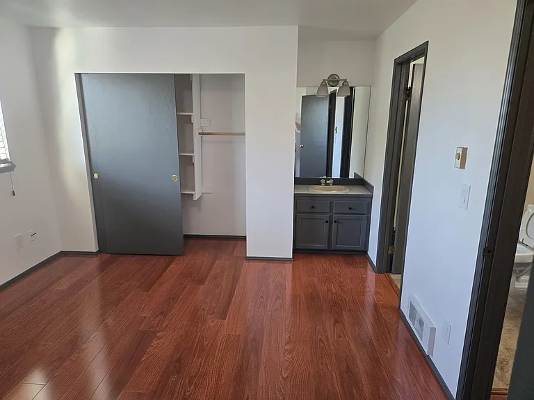 801 S 22nd Pl #A — Photo 9