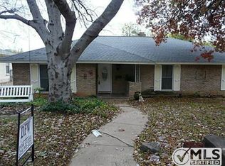 1512 Atlanta Dr, Irving, TX 75062