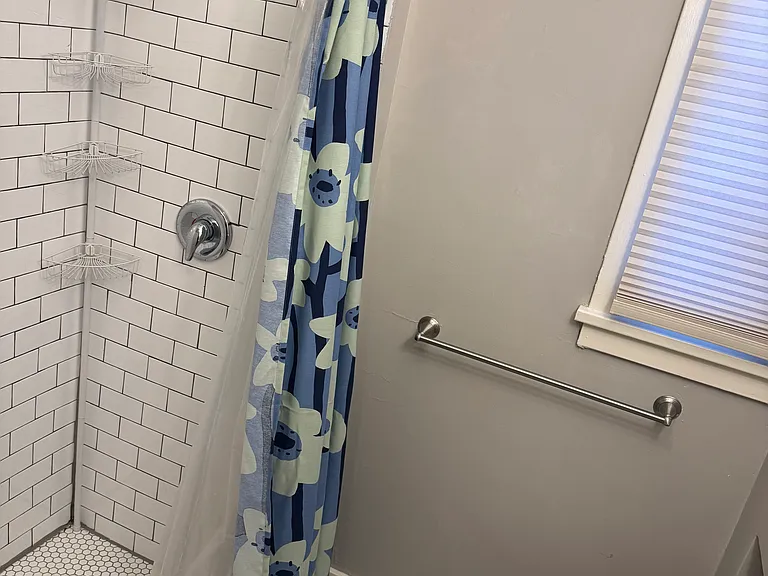130 Gibbs St #3 — Photo 16