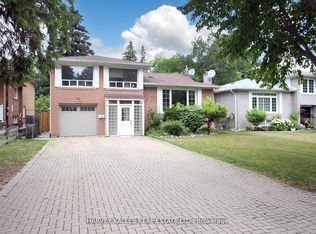 140 Wedgewood Dr, Toronto, ON M2M 2H7