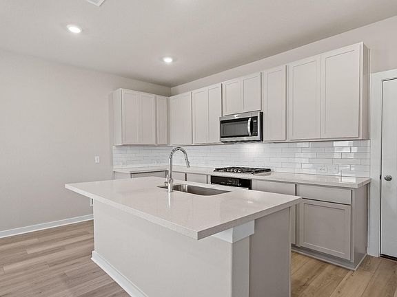 7th image of this home